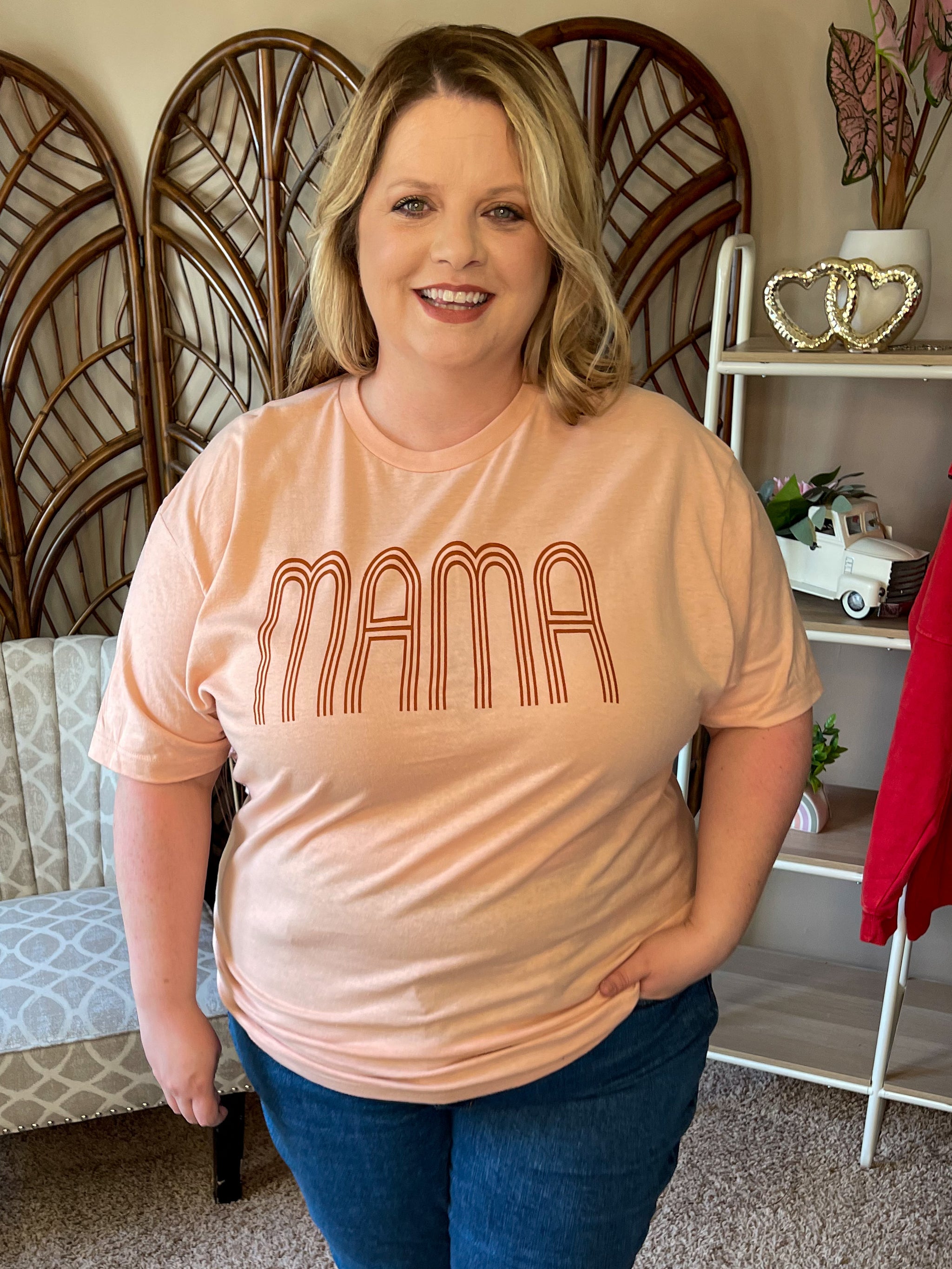 Mama Peach Graphic Tee